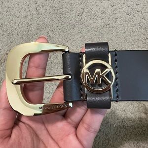 MICHAEL KORS BELT